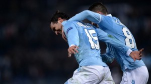 Gonzales esulta per il gol