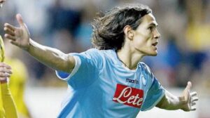 Napoli-Atalanta 3-2: Cavani tiene in vita il campionato, Juventus a -9