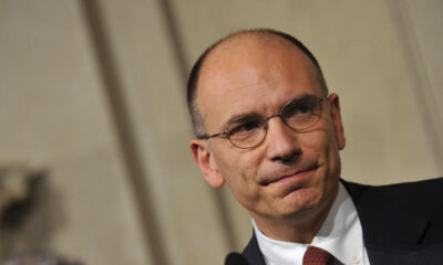 L'esito dell'incontro Renzi-Berlusconi potrebbe decidere il destino del governo Letta.