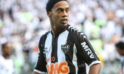 Ronaldinho con la maglia dell'Atletico Mineiro