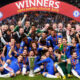 Il Chelsea in festa dopo la vittoria in Europa League
