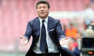 Walter Mazzarri guida l'Inter contro la Fiorentina di Montella