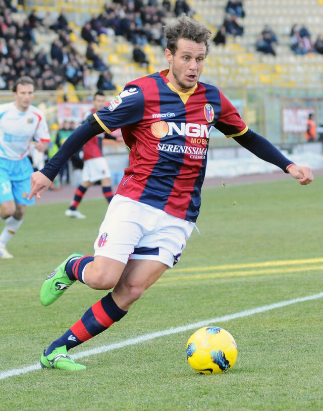 Alessandro Diamanti:l'asso del Bologna è cercato da Juve e Milan