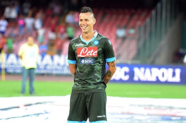 Marek Hamsik con la maglietta mimetica
