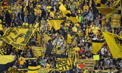 Il pubblico del Signal Iduna Park di Dortmund