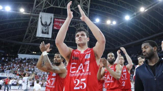 Milano continua a volare nel Gruppo E della Top 16.