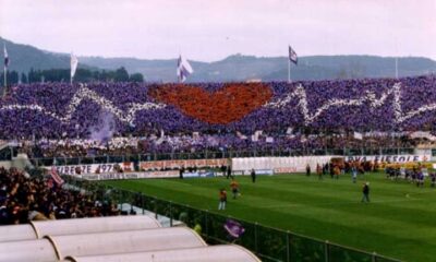 La curva Fiesole, cuore pulsante dei tifosi della Fiorentina