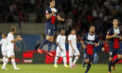 Cavani vola... come in questa foto!