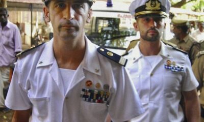 Massimiliano Latorre e Salvatore Girone, i due marò in attesa di giudizio in India.