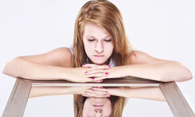 I modi sbagliati per evitare i sentimenti di bassa autostima e cosa fare.