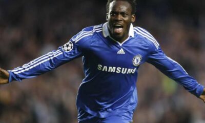Michel Essien con la maglia del Chelsea