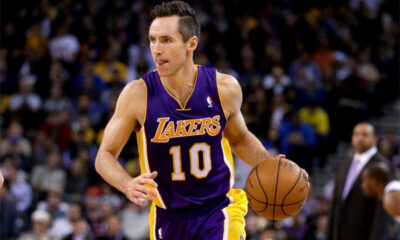 Steve Nash con la maglia dei Lakers