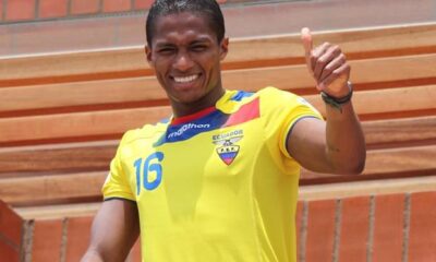 Antonio Valencia con la maglia dell'Ecuador