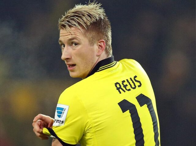 Reus trascina il Dortmund nel 3-0 dell'Allianz Arena.
