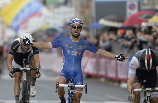 Bouhanni vince la quarta tappa