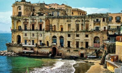 Palazzo Donn'Anna, a Napoli