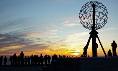 capo nord fiordi norvegia sole mezzanotte