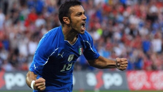 Mondiali 2010: Quagliarella esulta dopo un magnifico gol alla Slovacchia