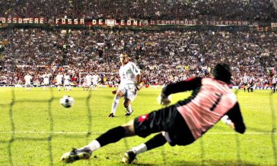 Shevchenko spiazza Buffon, la Champions è del Milan.