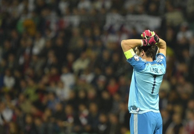 Iker Casillas, protagonista di una papera nella sconfitta contro la Slovacchia