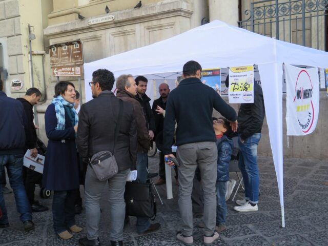 M5S.Referendum anti euro