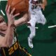 Nba, il quintetto della notte: Griffin spazza i Nets, Kanter e Hayward trascinano Utah