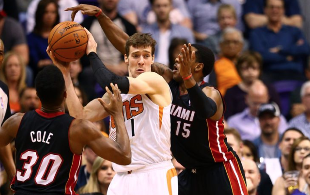 Goran Dragic, scambiato alla deadline Nba adesso giocherà per gli Heat di Wade, Bosh e Whiteside