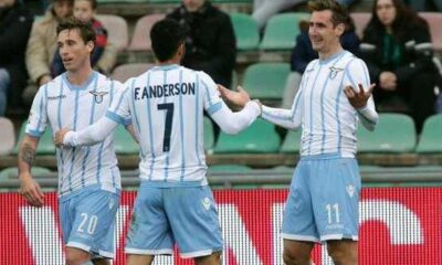 Il gol di domenica contro il Sassuolo ha permesso a Miroslav Klose di raggiungere quota 300 gol in carriera.