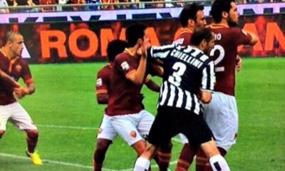 Giorgio Chiellini e la sua scorrettezza ai danni di Pjanic