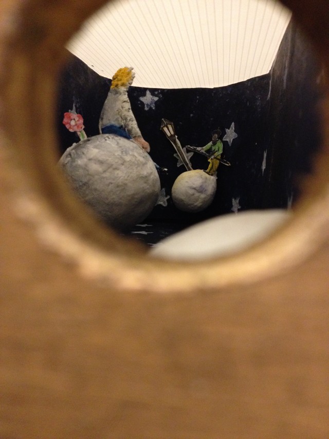 Casa America, oltre all'opera esposta box delle fiabe di Levaggi