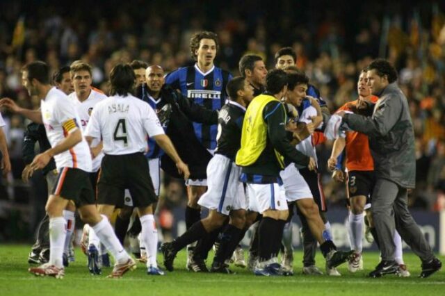 Valencia-Inter, una delle peggiori risse della storia del calcio