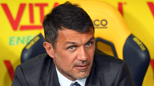 Maldini sonda diversi problemi per il ruolo di esterno destro del Milan