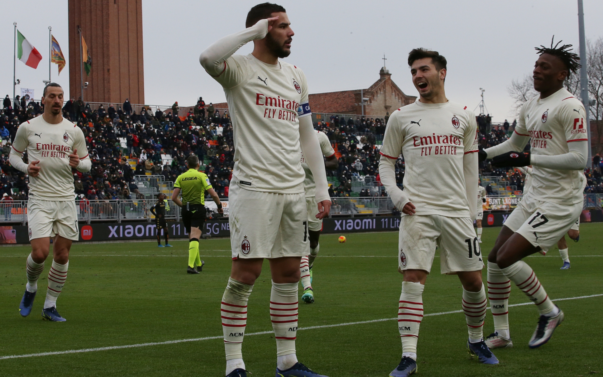 Esultanza giocatori del Milan a Venezia - Photo by Sky Sport