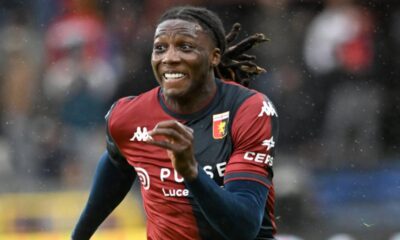 Norton-Cuffy con la maglia del Genoa